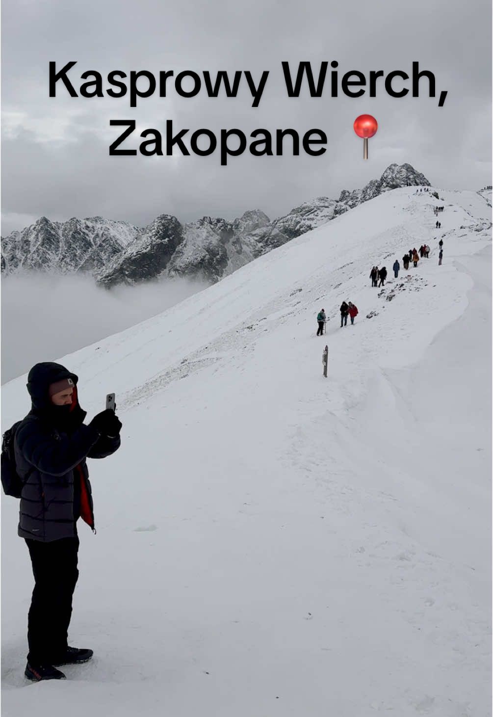 Kasprowy Wierch mountain in Zakopane 👏🗻 #zakopane #poland #poland🇵🇱  #tiktoktravel #tiktoktravels #travel #wintervacay #snowday @Tom Greatorex  