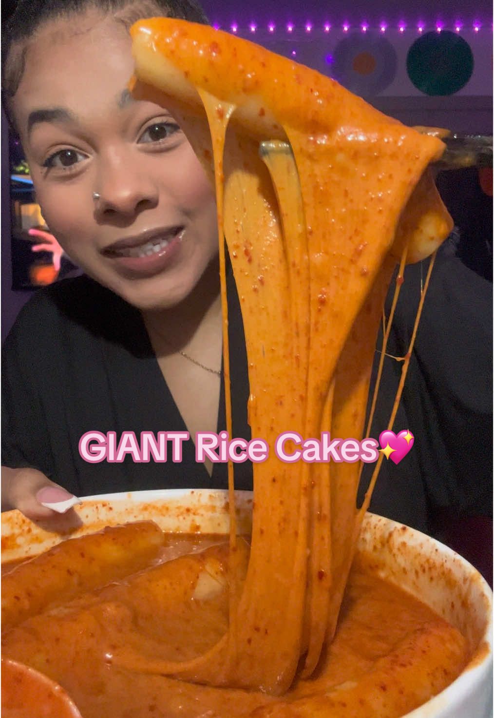 EXTRA CHEESY GIANT rice cakes! SnapChat - Yarbrough.aaron for more content 💖💖💖💖💖💖💖💖💖💖💖💖💖💖💖💖💖💖💖 #fyp #fypシ #fypシ゚viral #cheese #ricecake #tteokbokkimukbang #mukbang #eating #asmr #trending #trend #explore #creatorsearchinsights #viraltiktok #