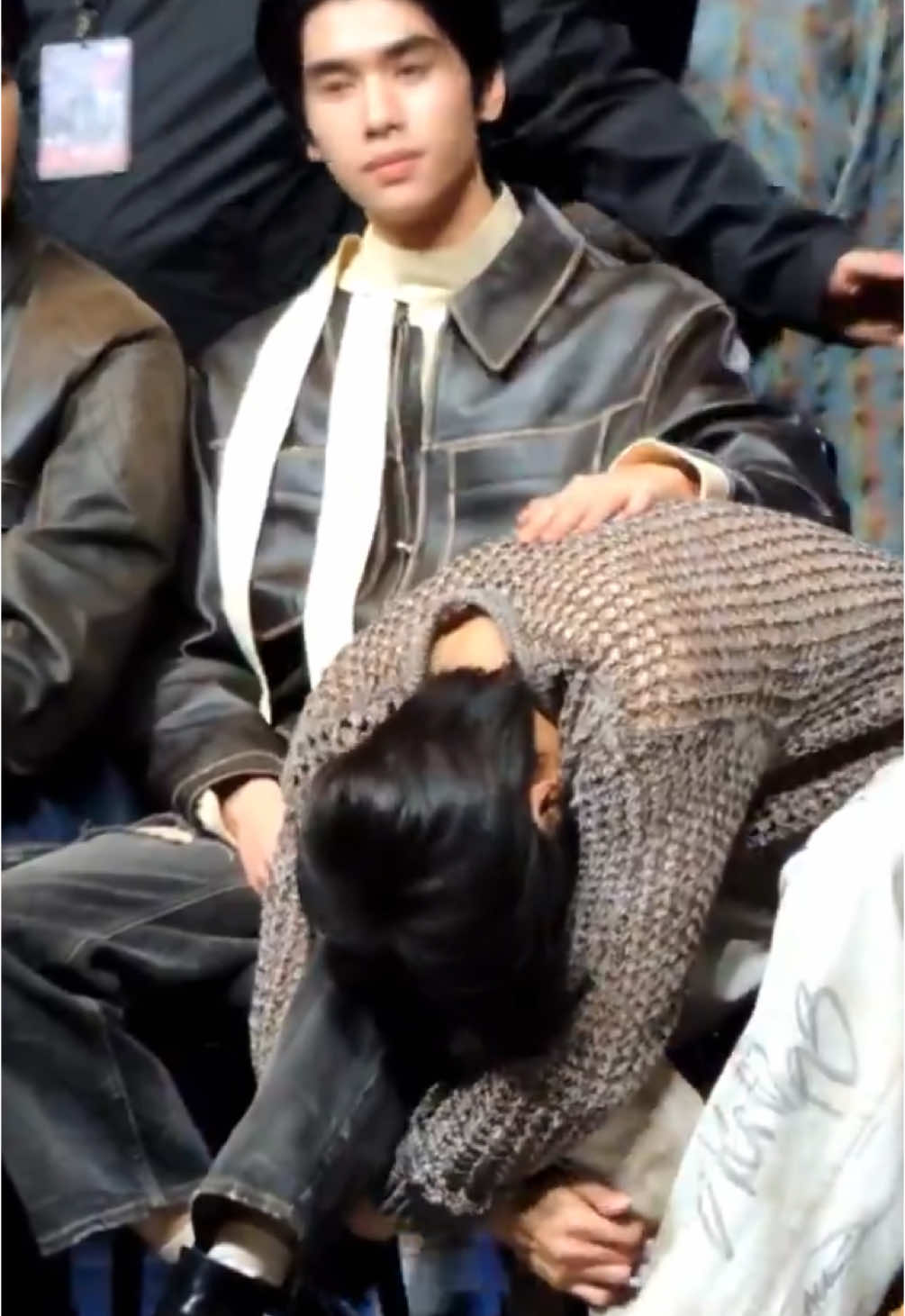 🌻 you’re tired so you lie on you’re bf’s leg  #joongdunk#joongarchen#dunknatachai#series#thai#thailand#fm#event#chemistry#solmates#GMMTVFanFest2024inMacau#boyslove#bl 🥑