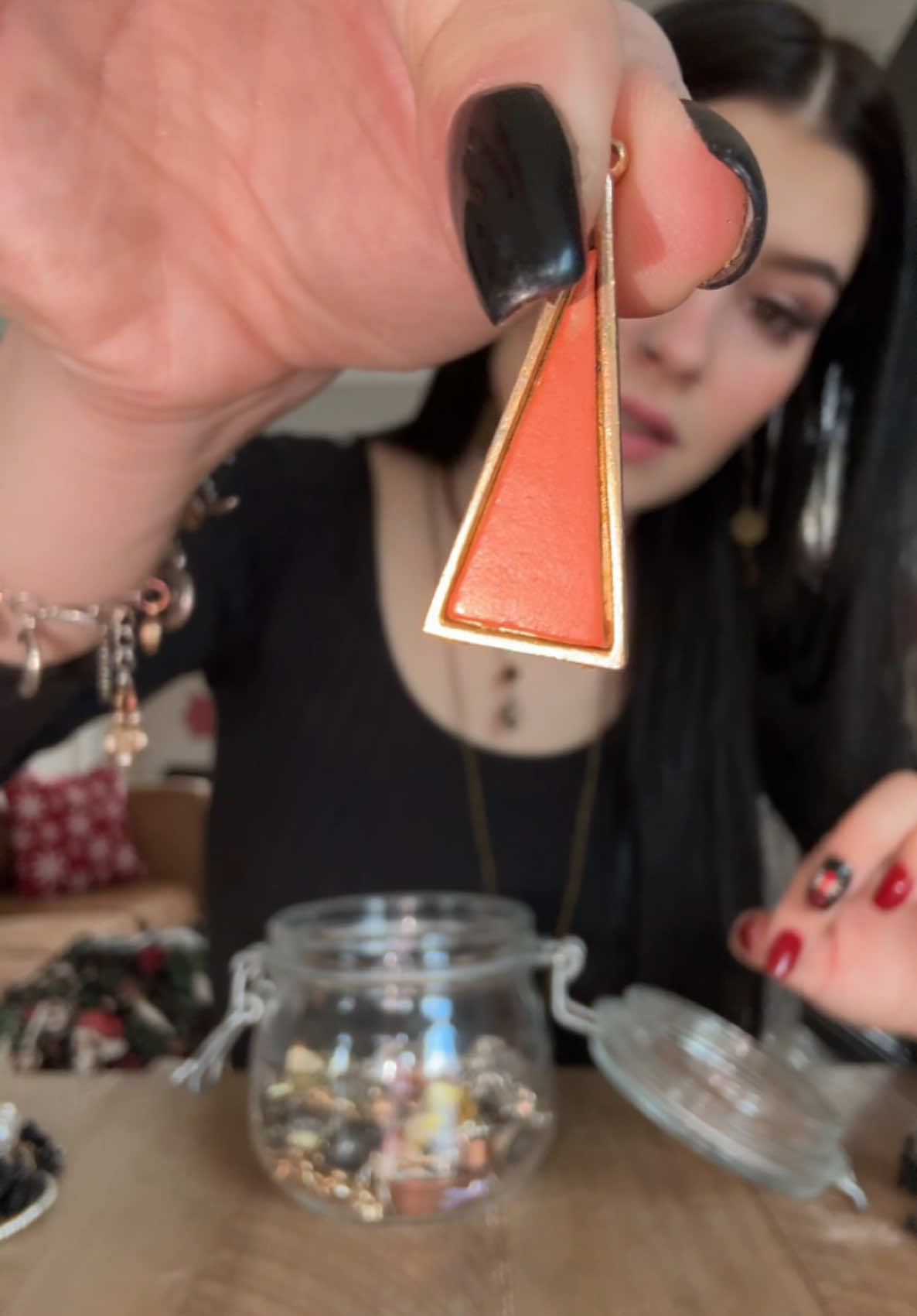 Uhm this jar is SO GOOD 😍 it was so hard to not keep everything! Pt 2##mystery##jewlery##jar##mysteryjewelrygirl##imjustagirl##fyp##trending##jewlerylovers##mysterybag##unboxing##mysterybox