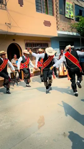 Huanquillas de pomabamba #pomabamba #huanquillas #videosvirales #fotosvirales #costumbresytradiciones #ancah #peru🇵🇪 @Iveth Valverde 🌄🦉 @Pomabamba Cuna de Artistas @Ministerio de Cultura del Perú @TV PERU @Ale #VNVideoEditor  