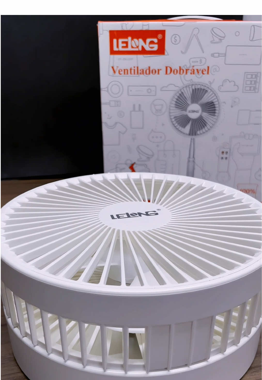 Portátil, dobrável e perfeito para enfrentar o calor! 🥵 Ventilador Modelo LE5706, seu novo aliado para o verão. ☀️ - Velocidade do vento: 2.3~4.0 m/s - Tempo de trabalho: 5 a 24 horas - Carregamento: 5.5 horas - Tamanho compacto: 197x197x93mm Leve para onde quiser e aproveite uma brisa refrescante o dia todo! Desde 2002, nossa família a serviço da sua! 📍Av. Professor Mário Werneck, 2392. Buritis  📞 (31) 3377-2200