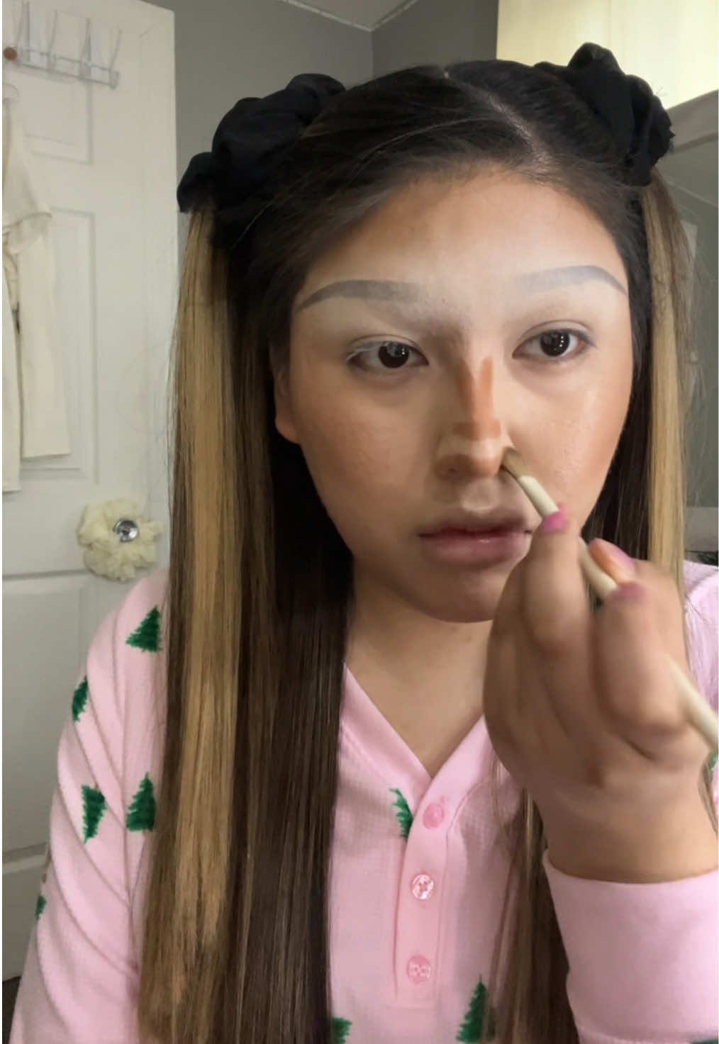 she a catfish ✨ #fyp #foryourpage  #grwmmakeup #viralvideo #trending #makeuptutorial #makeuptransformation #makeuptips #foryoupage #maquillaje #tiktokviral #tiktoker #paratii #titok #makeuplook #viraltiktok #foryoupagе 