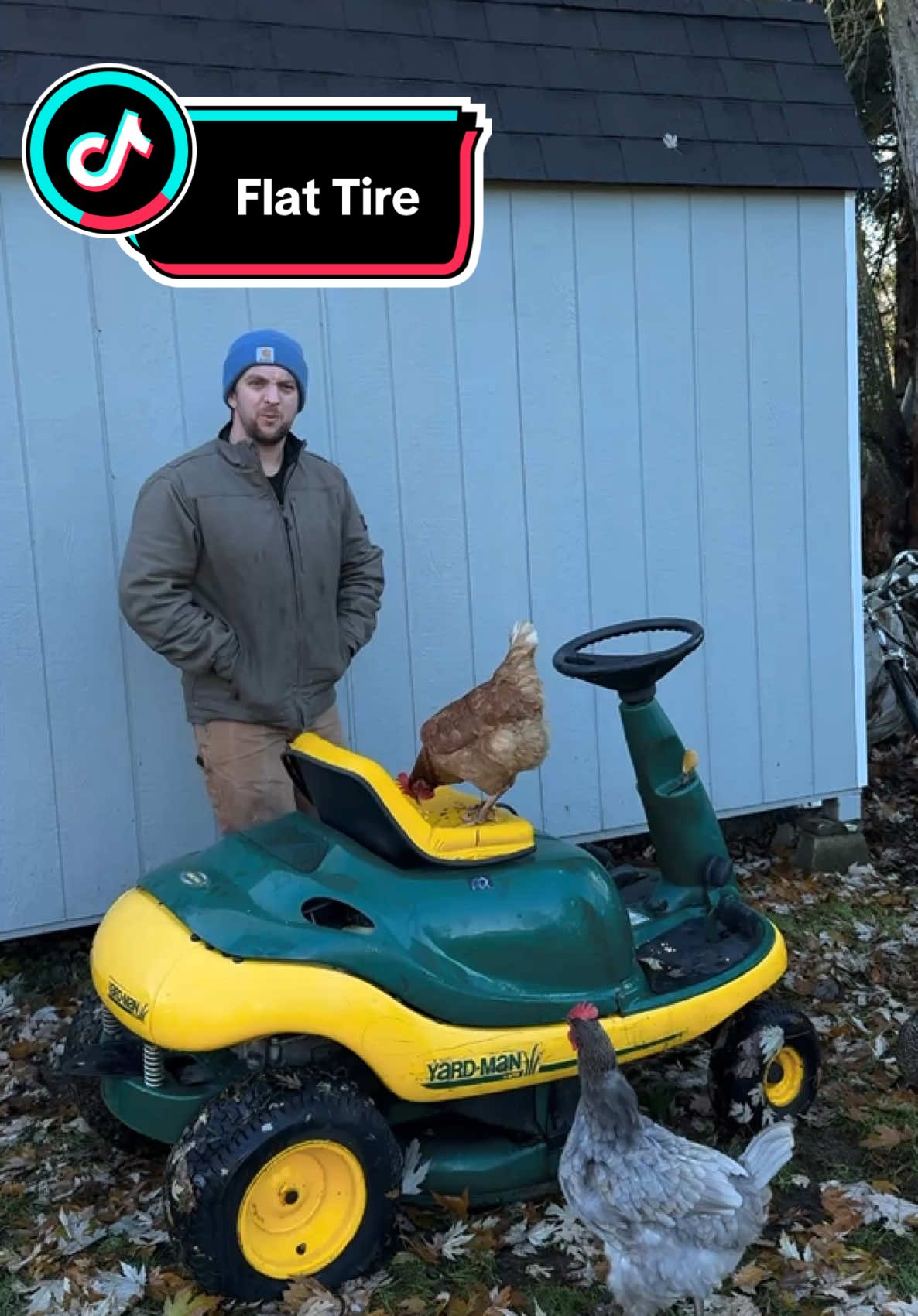AstroAi tire portabme inflator is a nifty tool and also a great christmas gift. #tireinfator #astroai #flattire