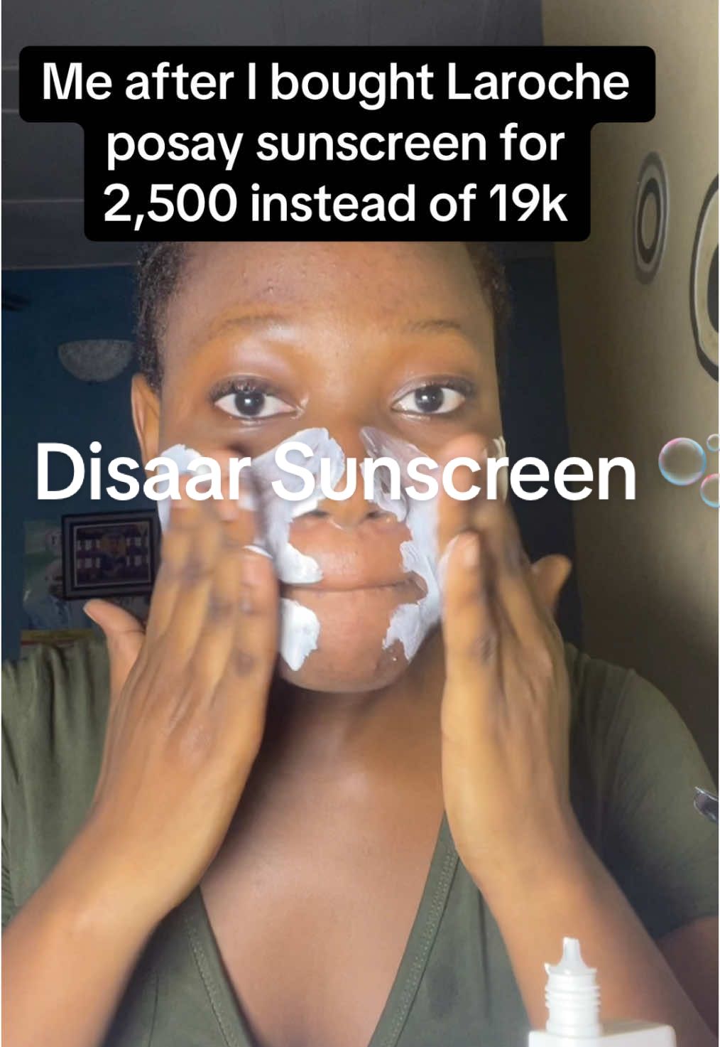 Omg 😭😭😭 The sun screen in this video is actually Disaar sun screen, it looks like laroche posay. I wanted to buy laroche posay but they said that this disaar is affordable and its like laroche posay. #sunscreen #sunscreenreview #sunscreenviral #larocheposay #disaar #disaarsunscreen #algorithm 