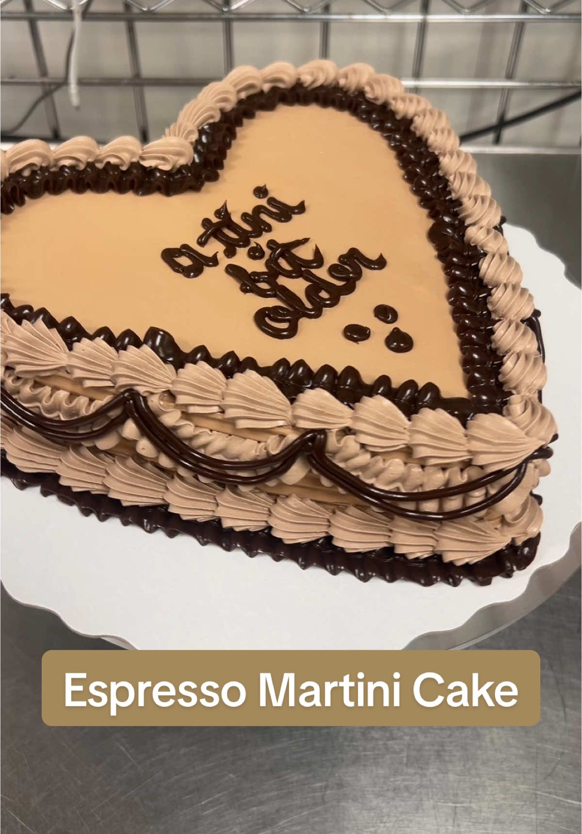 Heart shaped, espresso martini themed, chocolate brownie extreme Blizzard cake! 🤎☕️🍸 #dq #dqcakes #cakedecorating #espressomartini #martini #espresso 