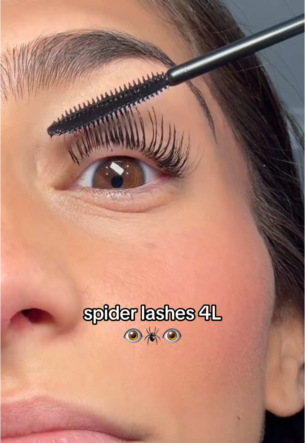 The girls who get it, get it. 👀 #mascara #lashes #spiderlashes #relatable #makeup #girls @loréal paris usa 