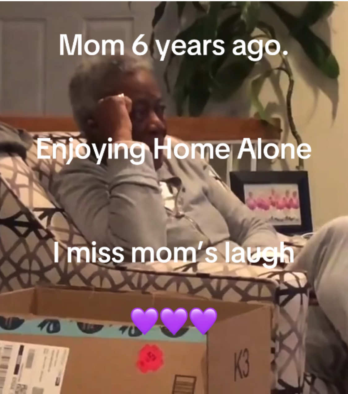 #alzheimerssuck #alzheimerssucks💜 #alzheimersawareness #alzheimers #livingwithalzheimers #caregiversoftiktok #caregiverlife #ilovemymom 