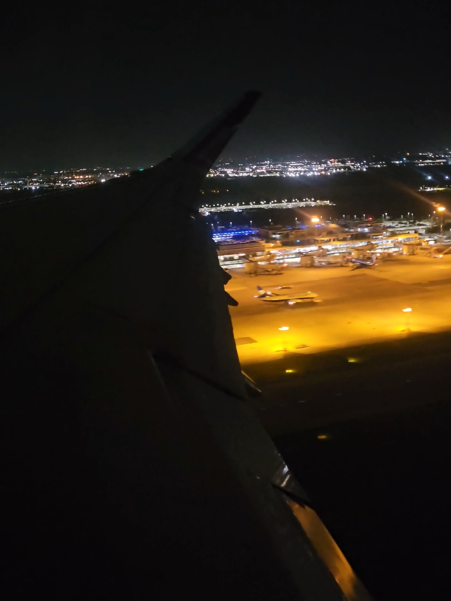 Night takeoff full version 🩷 BRI-BUD ✈️ . . . #wizzair #airbus #a321neo #flight #wizzairfly #wizzaircrew✈️ #airbuslovers #aiportlife #airport #airplanetiktok #utazasitippek #travel #travelblogger #travelvideo #bazdkiforyuba #bekedbelegyen #fy #foryou #lhbp #budapest #takeoff #enjoytheflight #manifestation #viraltiktok #viral #viralvideo #fyfyfyfy #viralvideos #viralsound #manifesting #OnTheFloor #planespotter #planespotters #spotter #spotterlife #hunspotter #hunvikingg #airplane #airplanelovers #pilot #aviation #avion #avgeek #avgeeks #aviationlovers #bari #aeroporto #italy #italytravel #italytrip #italianpassion #airportlife @ferencvizer_photography @Krisztián Arany @JGA_Aviation @hungarian avgeeks @Marks_Aviaton( HA-LOU)✈️ @wizzair @wizz✈️👨‍✈️ 