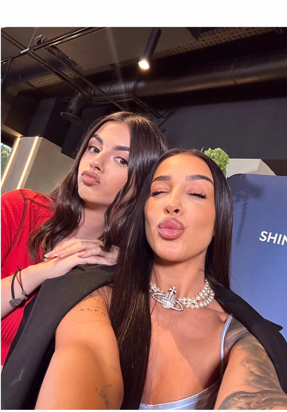 Eu: talent ascuns (și bine că e ascuns) 💃 // Ea: într-un alt univers al grației 🩰😂 loveeee u @Stefania 🥹🥰 #foryou 