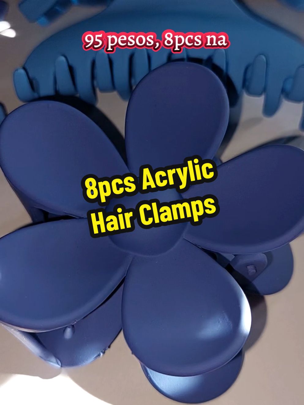 8pcs Acrylic Hair Clamps #hairclamp #hairclip #hairaccessories #tiktokfinds #tiktokfindsph #fypp #fyp #fypシ゚viral #foryou #fypage #fyforyou #fyppppppppppppppppppppppp 