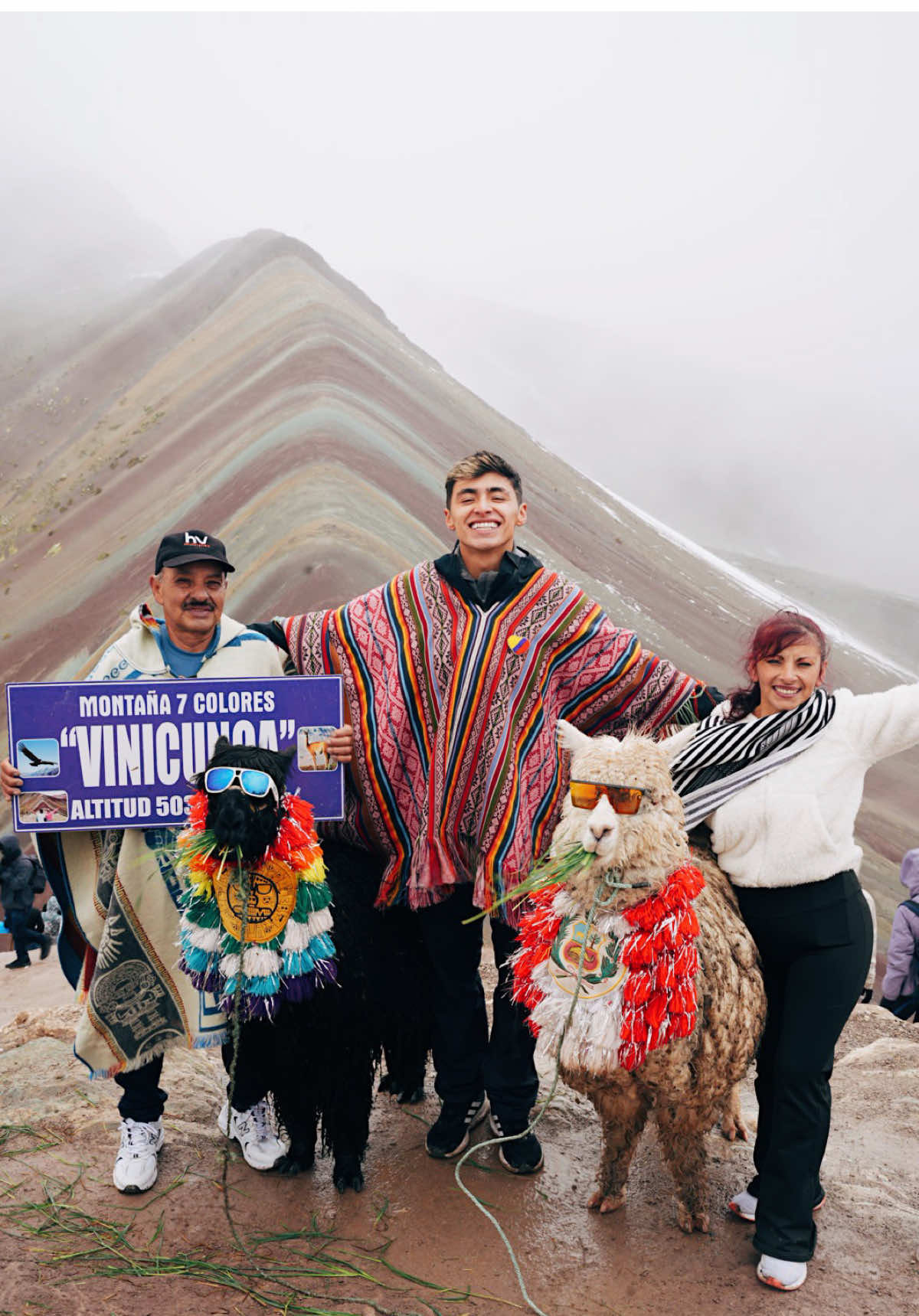 Nuestro primer destino internacional con personas trabajadoras 🥹🇵🇪✈️| Para esto son las redes sociales  #viaje #reto #sueños #peru #fyp 