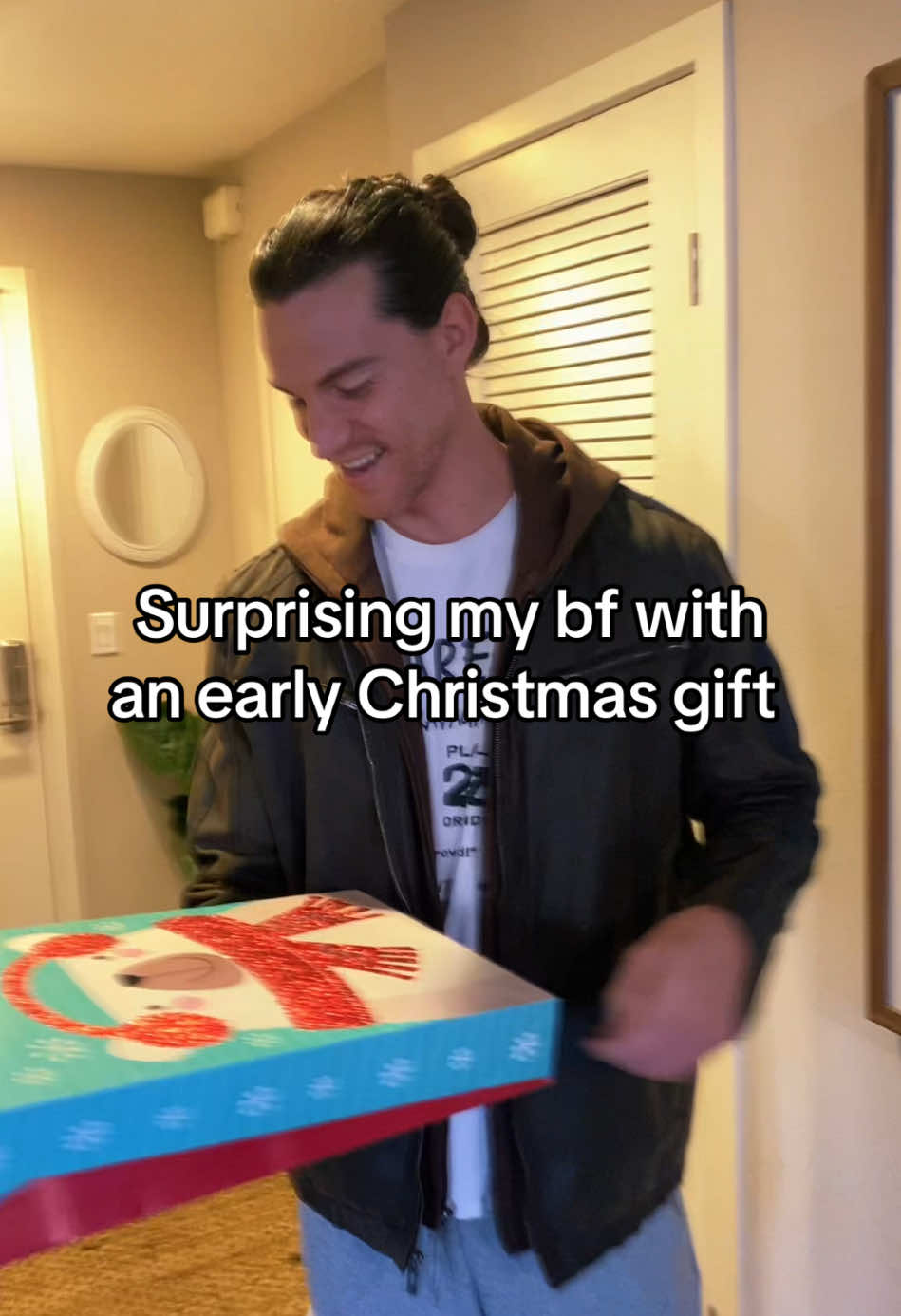 surprising my boyfriend with an early christmas gift 🥰❤️ he’s been getting into cars lately so i thought this would be a perfect little stocking stuffer for him!! & i was right! He loves it :,)  #tiktokshopcreatorpicks #ttsdelightnow #giftguide #giftsforhim #cars #tiktokshopholidayhaul #surprise #towel #carsoftiktok 