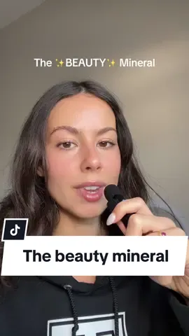 The mineral that has been helping my skin stay clear and glowy - zinc! OysterVive by Eternal Origins is pure encapsulated oysters and it is rich in zinc and other minerals that are great for skin health!  #antiaging #supplementsthatwork #nutrientsforskin 
