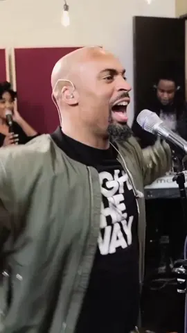 🏃🏾‍♂️🙌🏽🙌🏽😭 #myworship #thankyoujesus #christiantiktok #jesus #philthompsonworship 