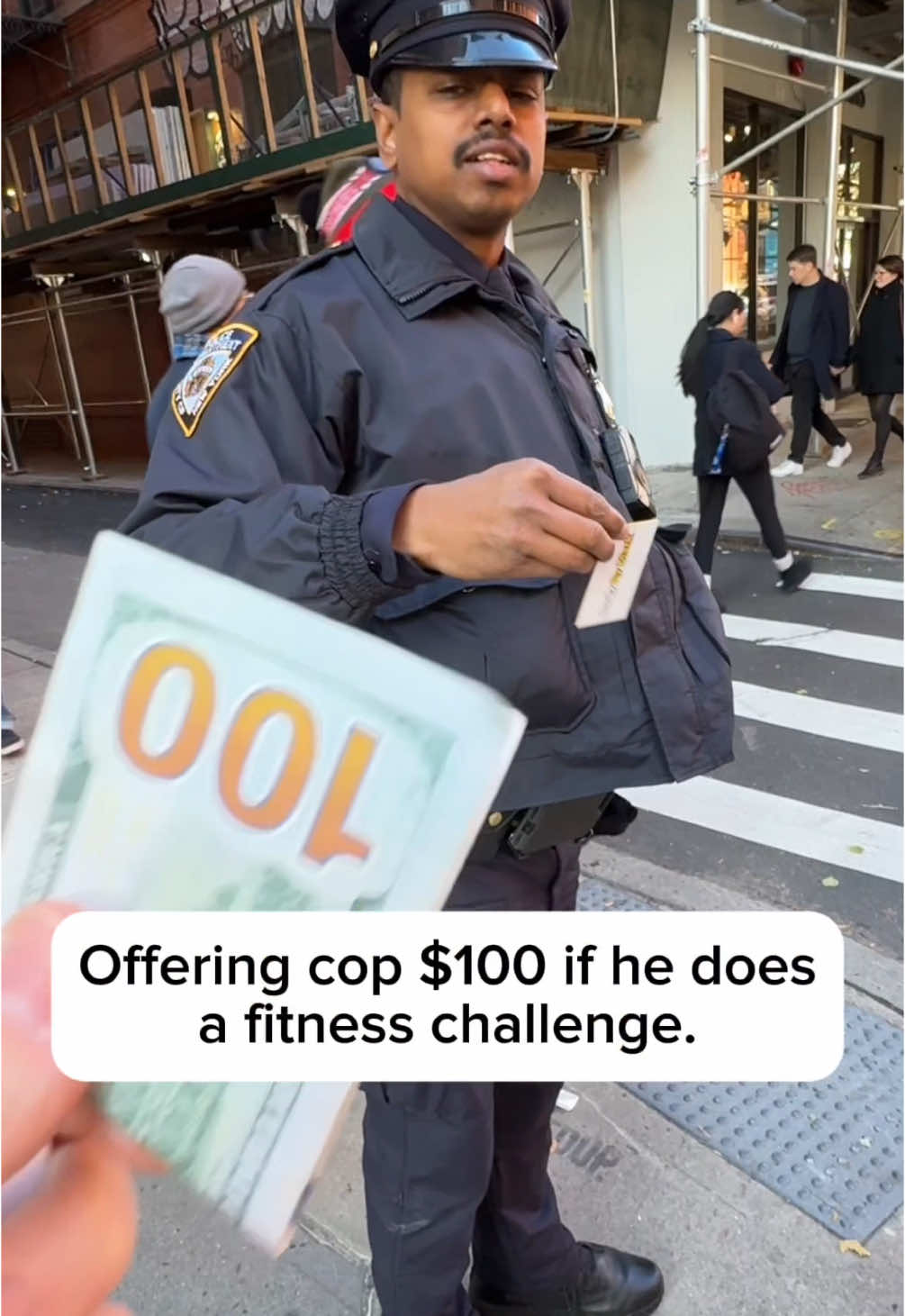 Offering cop $100 to complete a fitness challenge. #nyc #nypd #cop #pullup #workout #fyp 