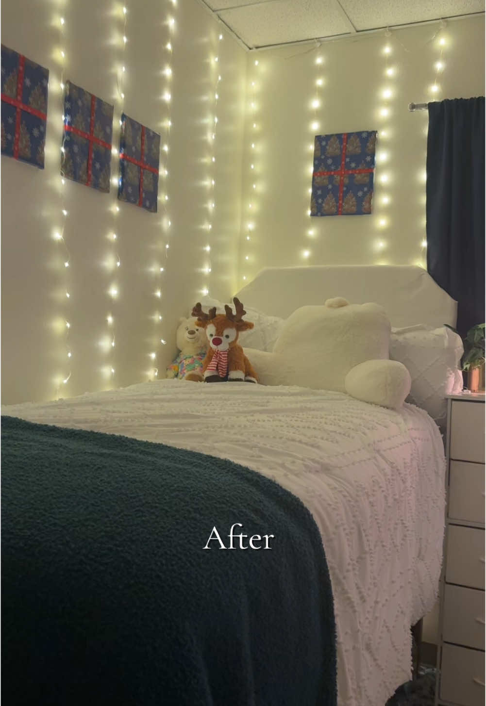My room is all decorated for christmas!🌲❄️ #christmasdecor #christmasdecorations #dormroom #decor #DIY #decorbedroom #christmastheme #decorideas2024 #decorchristmas #fyp #foryou #Lifestyle #collegedecor #dormroomideas #beforeandafter #transformation 