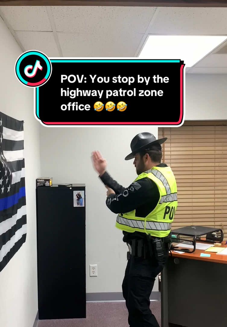 Highway Patrol guys are a different breed 🤣 #fyp #pov #fypシ #funnyvideo #foryoupage #humanizethebadge #comedyvideo #backtheblue🖤💙🇺🇸💪🏼 