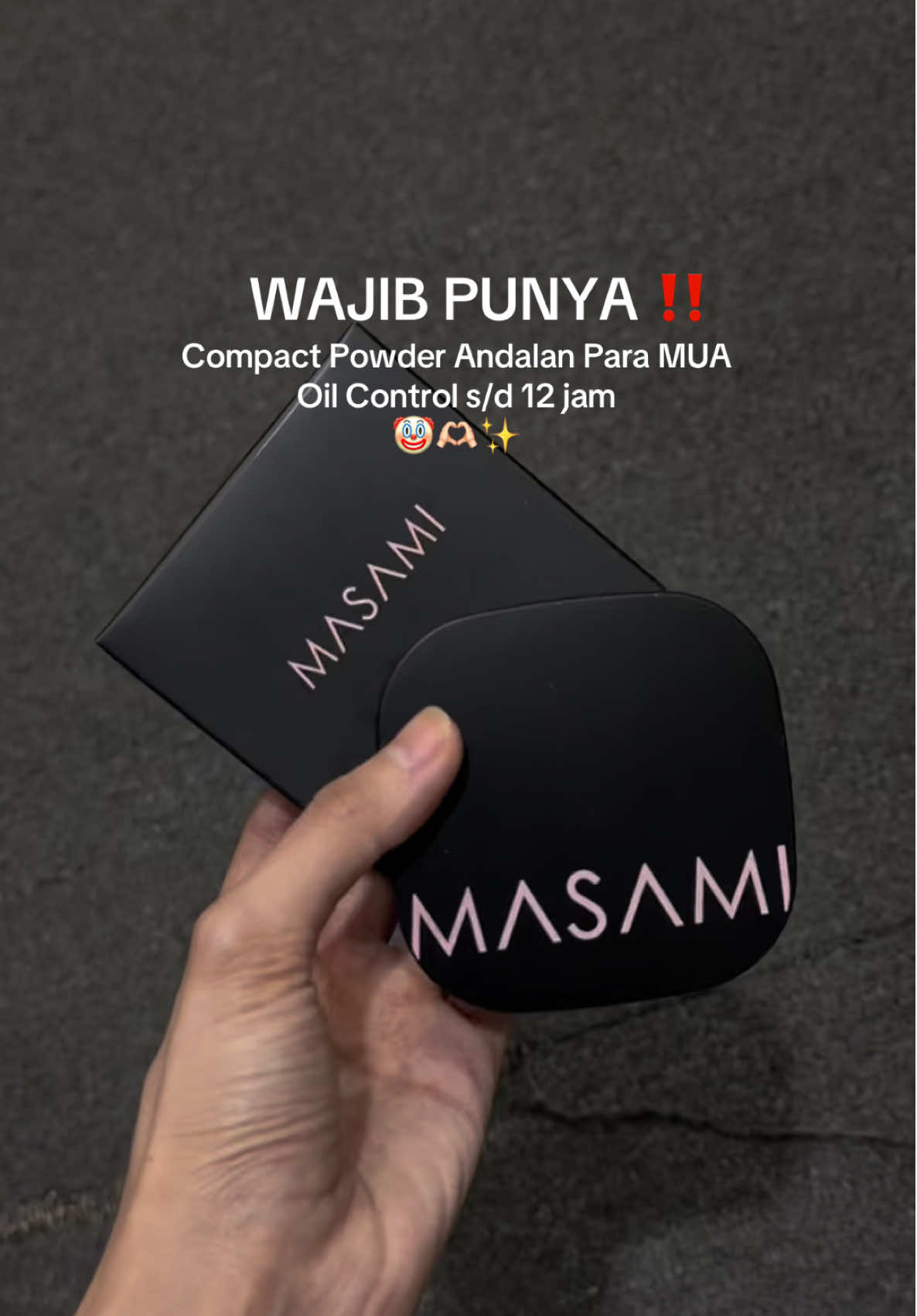 Ini dia compact powder yang rame banget digunain para MUA 🤡🙌🏻 #masami #compactpowder #bedakpadat #oilcontrol12jam #megaguncang1212 #cuantanpabatas 