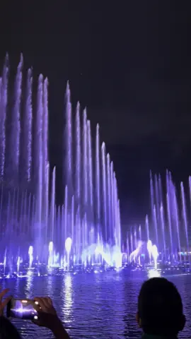 Mesmerized by the enchanting display of lights, water, and music at the Okada Manila Dancing Fountain – where magic comes to life!