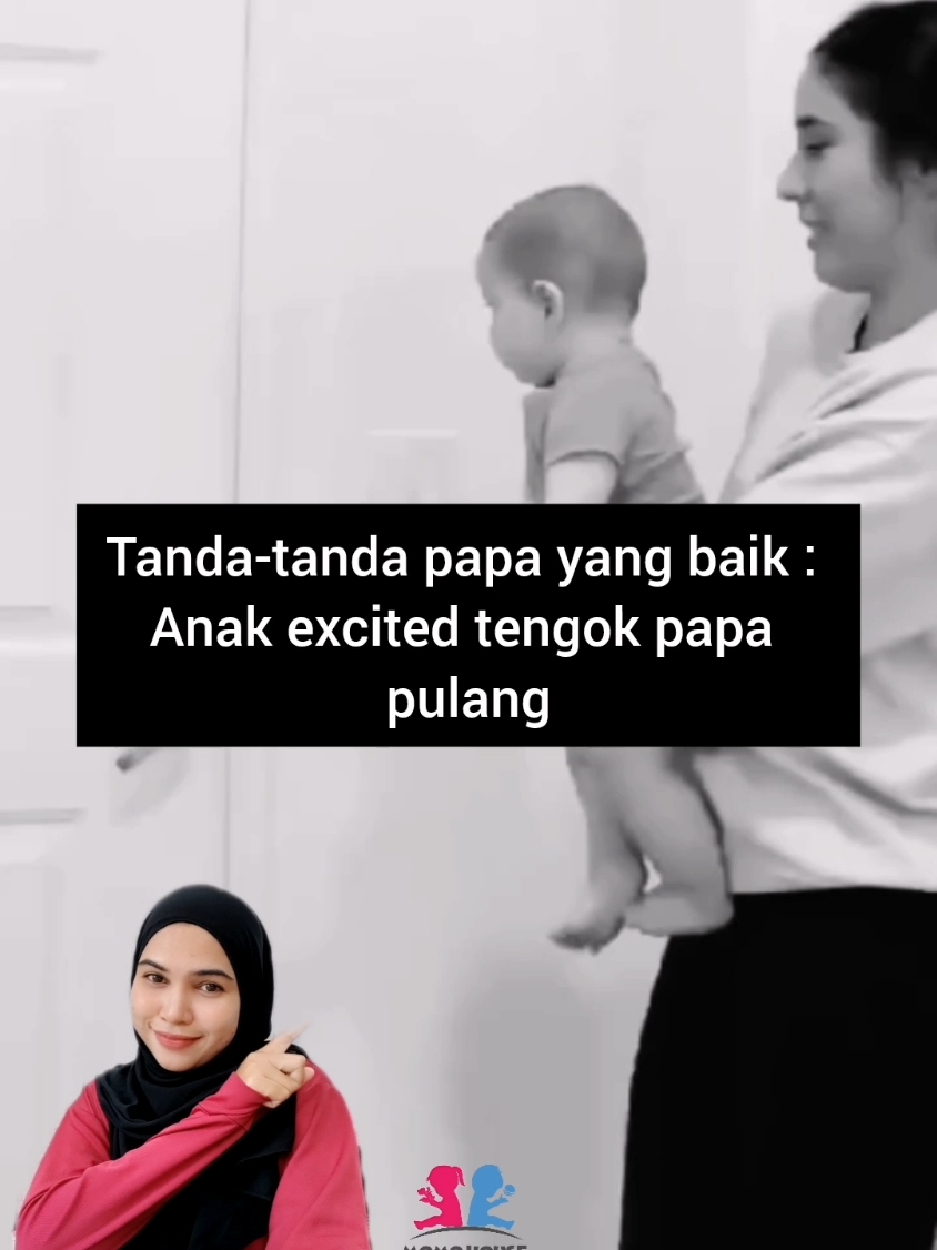 Hilang penat kan kalau balik kerja tengok anak sambut dengan muka comel dan excited. #momohouse 