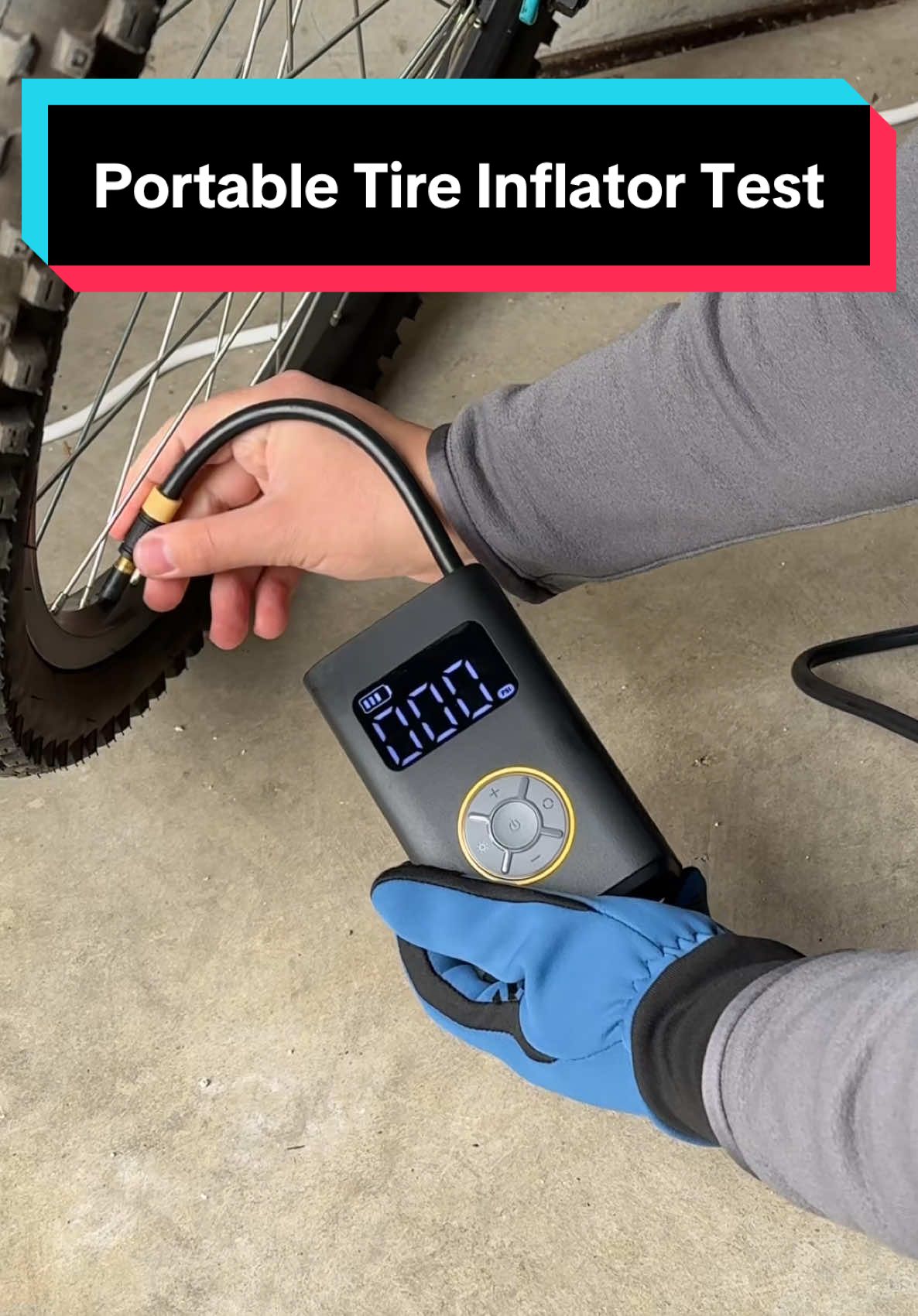 This is so convenient 🤩 #portabletireinflator #tireinflator #fanttik #christmasgift #dadgift #tiktokmademebuyit #tiktokshopholidayhaul #tiktokshopcreatorpicks 