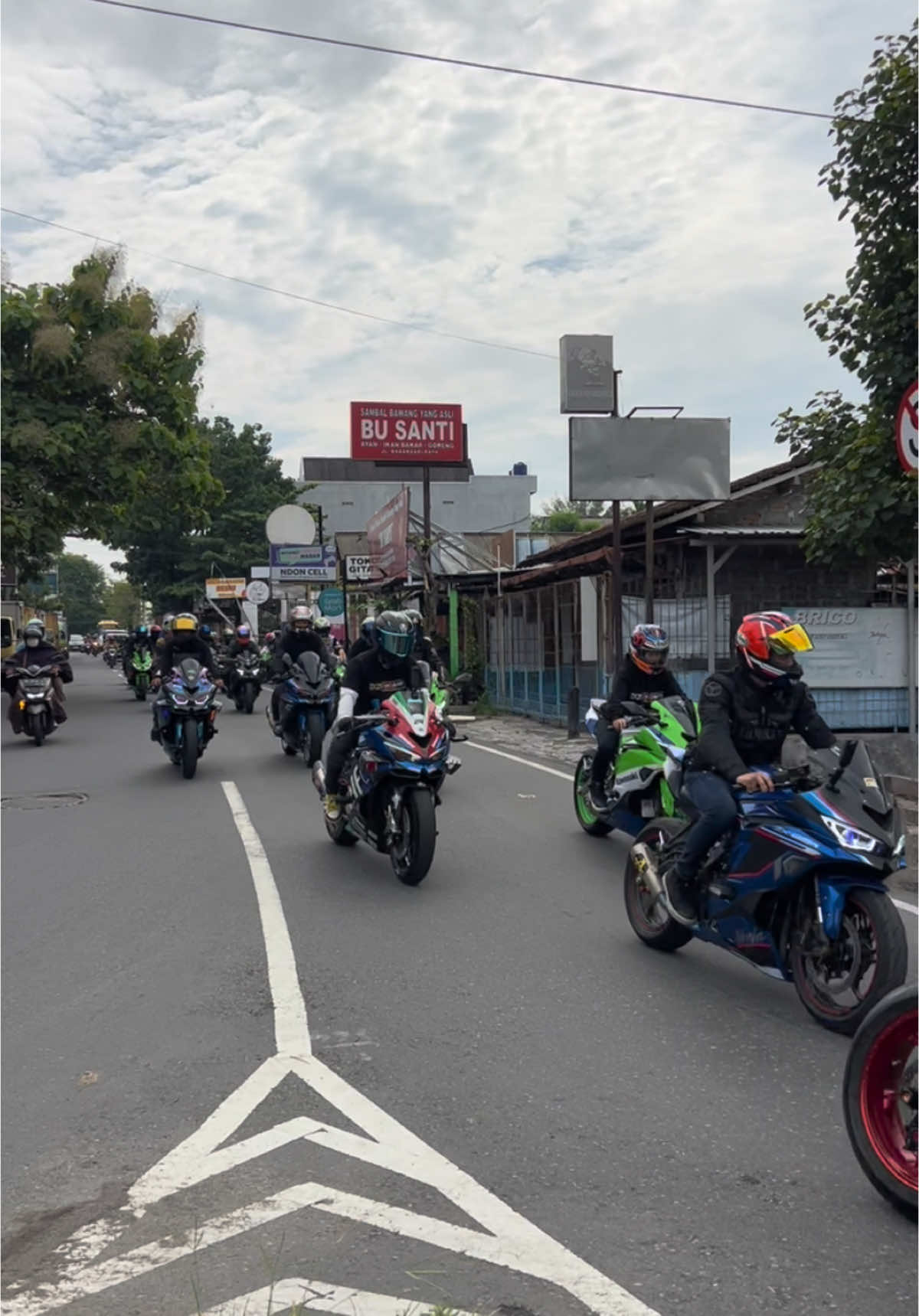 Saatnya Riding  #zx25 #kawasakizx25r #zx25r4cylinder #riding #fyp 