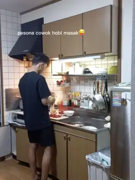 Ada yang mau dimasakin🤓 #capcut_edit #masakansimple #jisshusei🇮🇩x🇯🇵 #kensusei🇮🇩🇯🇵 #idamanmu 
