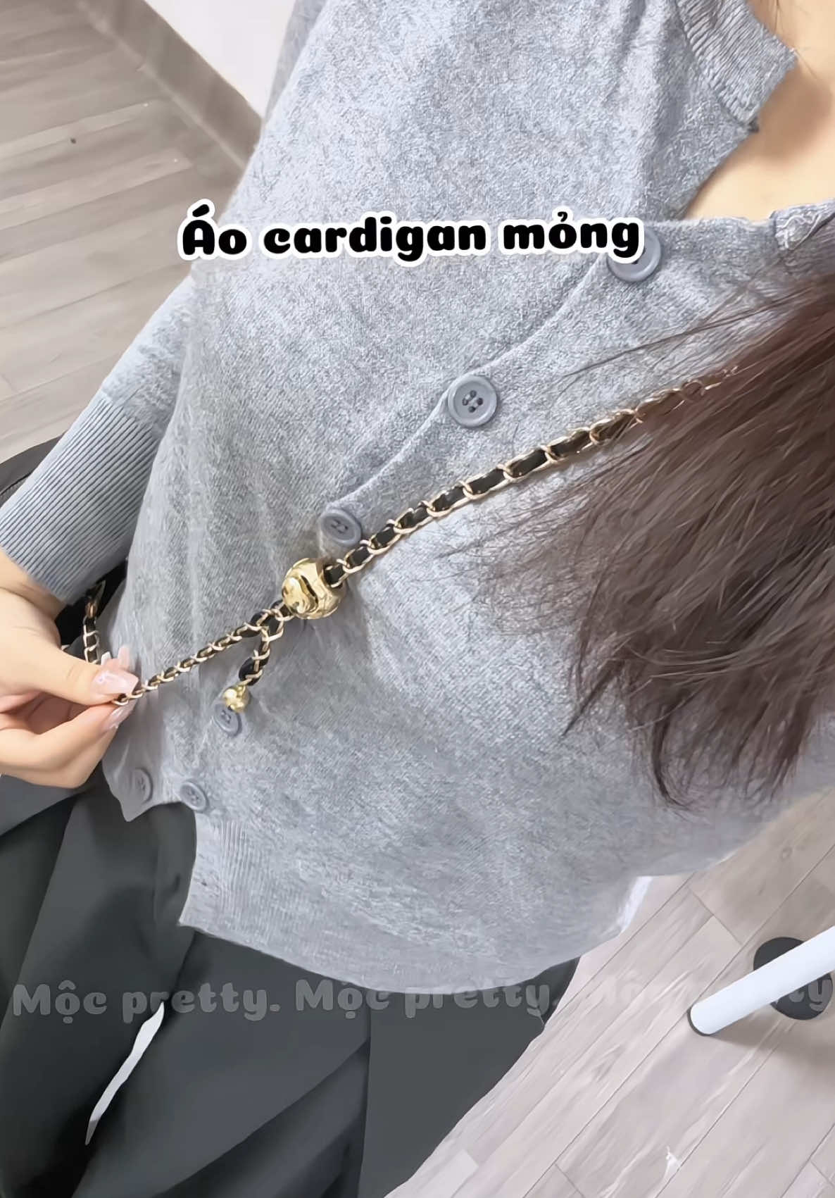 Chiếc áo cô gái nào cũng nên có 💝 #aolenmong #aocardigan #goclamdep #xuhuong #phoidoxinh #styletips #viral 