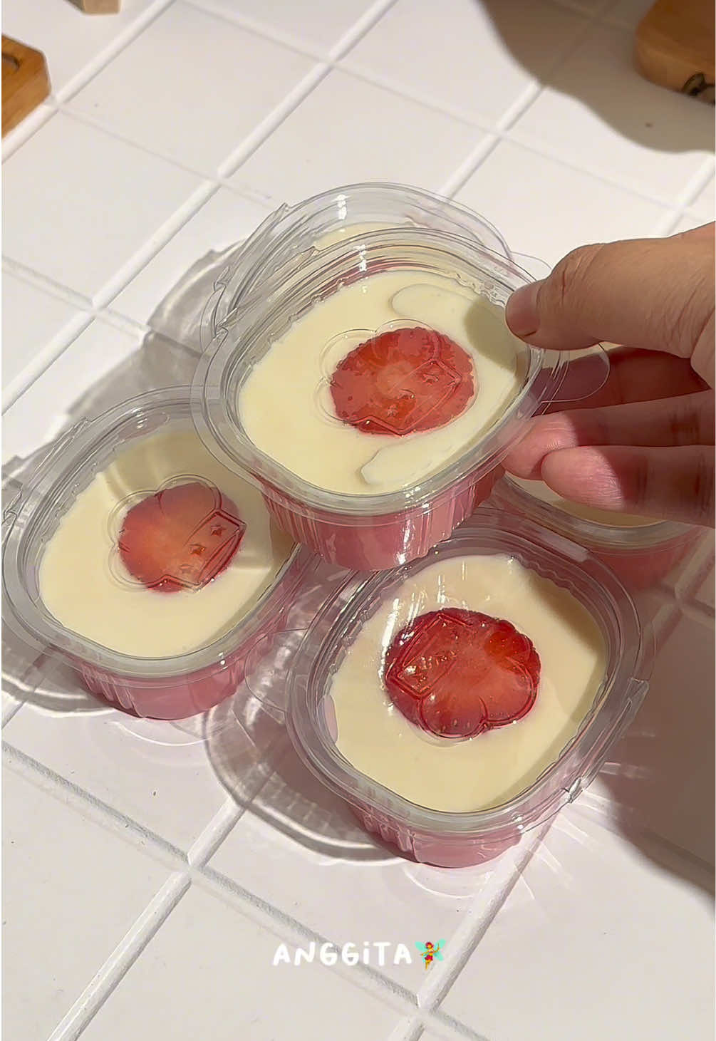 Puding strawberry saus keju🍮🍓  #pudding #idejualan #idejualankuliner #reseptiktok #idejualanmodalkecil #idejualanlaris 