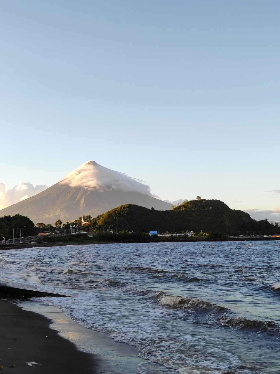 Breathe Deep.  #nature #mayonview #mayonvolcano #naturevibes #sunset #waves 