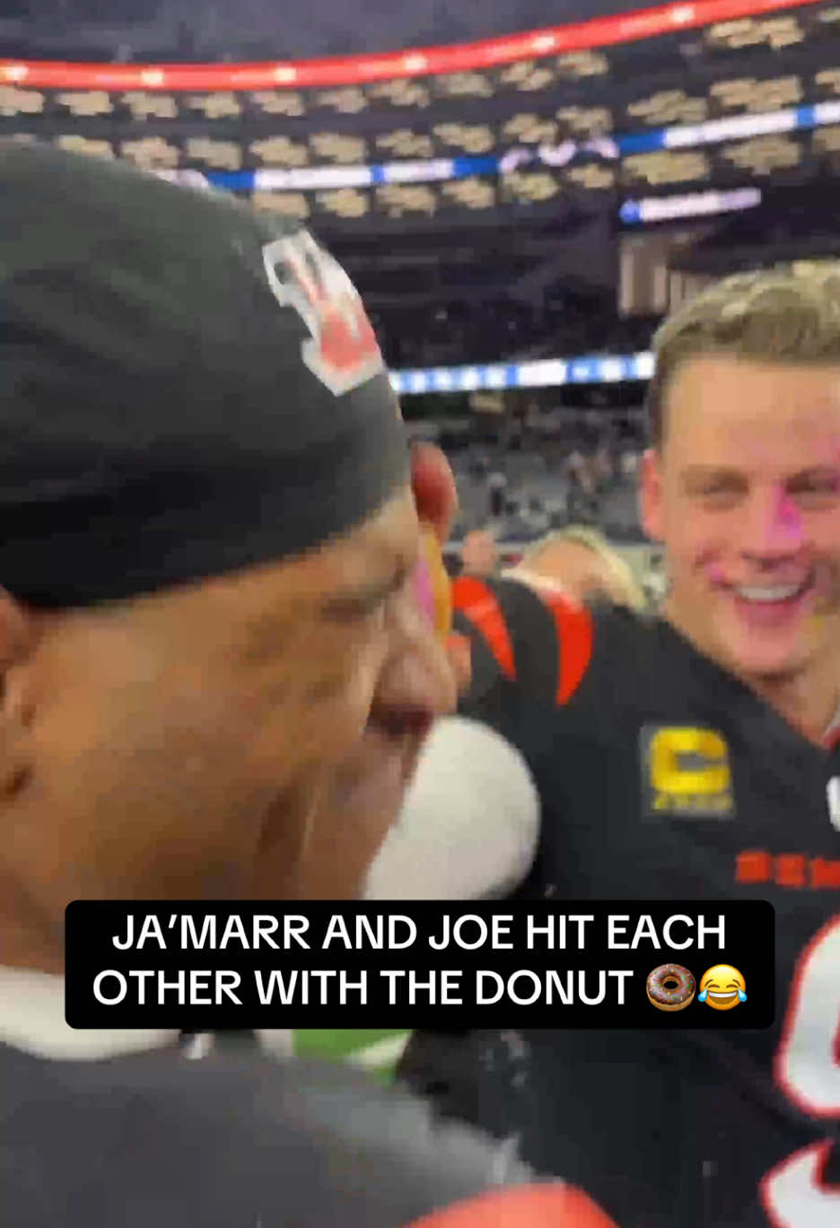 #jamarrchase #joeburrow #bengals #mondaynightfootball #donut #simpsons 