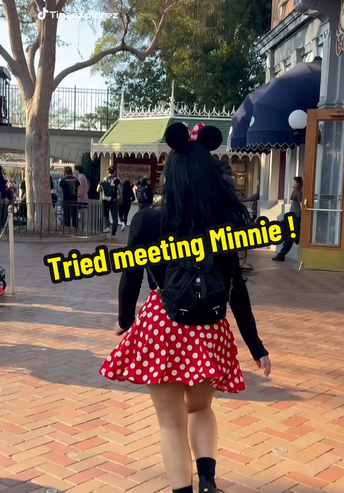 Tried to see if i could catch up to Minnie Mouse! #fyp #viral #OOTD #disneyland 