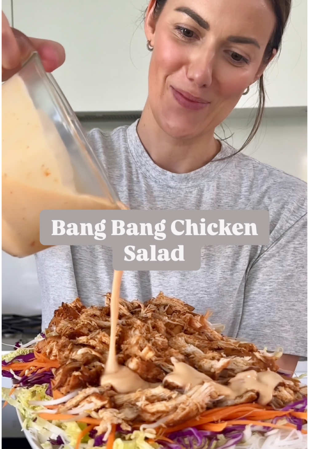 Bang Bang Chicken Salad I made a big batch of this Bang Bang Chicken Salad and ended up eating it for three days straight–it’s that good. It is easy to prepare, super filling, and is packed with fresh, summery flavours. It features tender, marinated chicken and a creamy sweet chili dressing that’s completely addictive. This salad is perfect for meal prep lunches, barbecue spreads, or a simple, fuss-free family dinner. Plus, it’s flexible–use leftover chicken, add extra veggies, or even swap out the dressing for something spicier. View the full recipe here 👇🏻 or head to my website (link in bio), for full printable recipes! https://simplehomeedit.com/recipe/bang-bang-chicken-salad/   #bangbangchicken #salad #mealprep #fussfree #Recipe #familydinner 