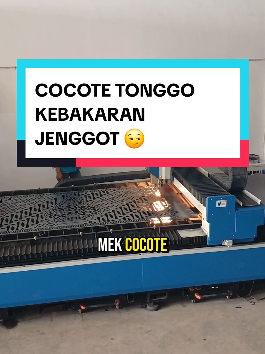 Piye seh munine cocote tonggo sing kepanasan ndelok awakmu ganti pager? . . Info Pemesanan & Katalog 082137119996 082137119996 082137119996 082137119996 #pagar #pagarminimalis #cocote #tonggokucangkeman 