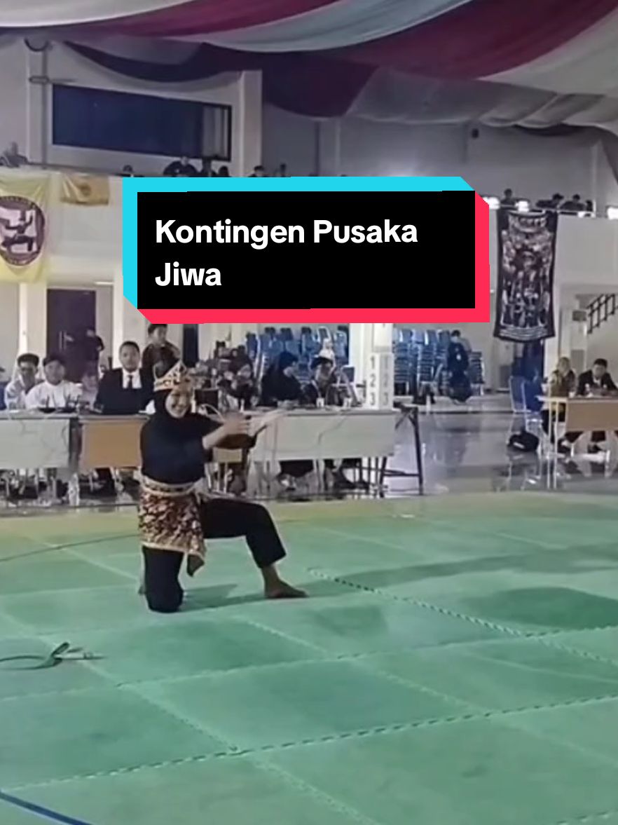 Kontingen Pusaka Jiwa @𝐏𝐢𝐫𝐝𝐚𝐚𝐚 medali emas kategori solo kreatif putri dewasa #madura #pencaksilat #pusakajiwa #sorotan 