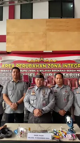 Giat Rutin Razia Kamar Hunian Rumah Tahanan Negara Kelas IIB Kotabumi Selasa, 10 Desember 2024 #KumhamPasti #ditjenpas #kabarkumhamlampung #kumhamlampung #kanwilkemenkumhamlampung #rutankotabumi @kemenkumhamri @kumhampasti @ditjenpas @kumhamlampung