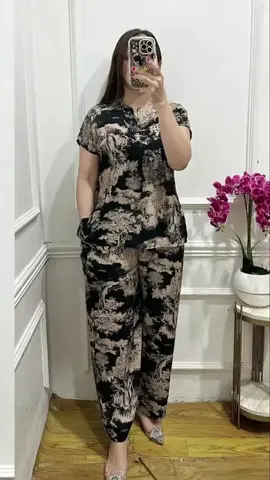 Pajamas celana panjang lengan pendek