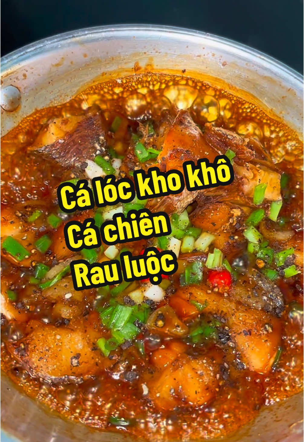 Nay thèm cá kho khô, ăn thịt hoài nó ngán #ngochuong88 #monngonmoingay #nauancungtiktok #vlogdoisonghangngay #dailyvlog #comnha #fyp 