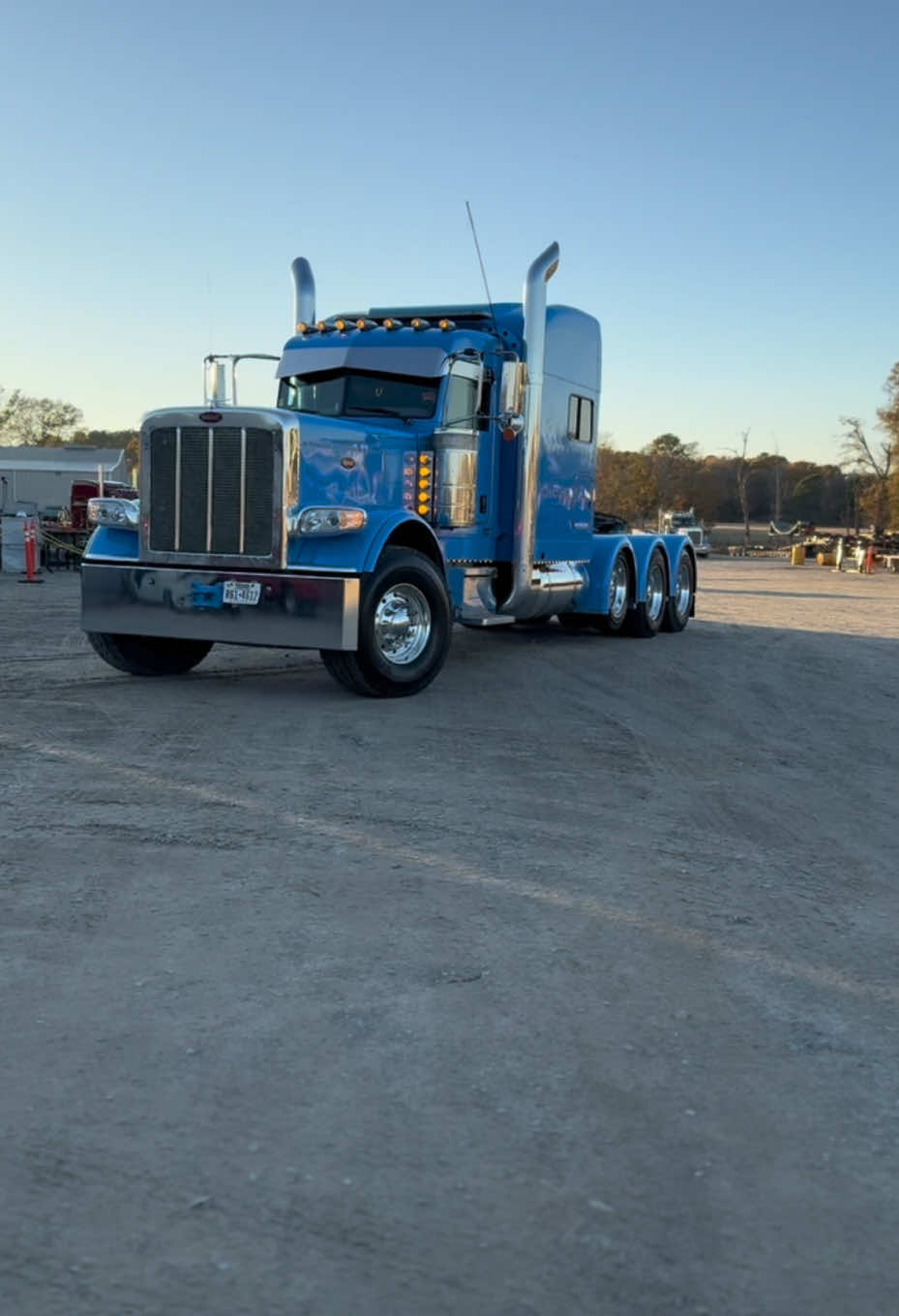 Southern Transport LLc someones getting a new ride this week. #southerntransportllc #truckshowjoe #showupandshowout #fyp #foryou #foryoupageofficiall #foryourpage #peterbilt #peterbiltgang #peterbiltcrazy #peterbilttrucks #peterbiltcartel #truckshow #truckshowlife #389 