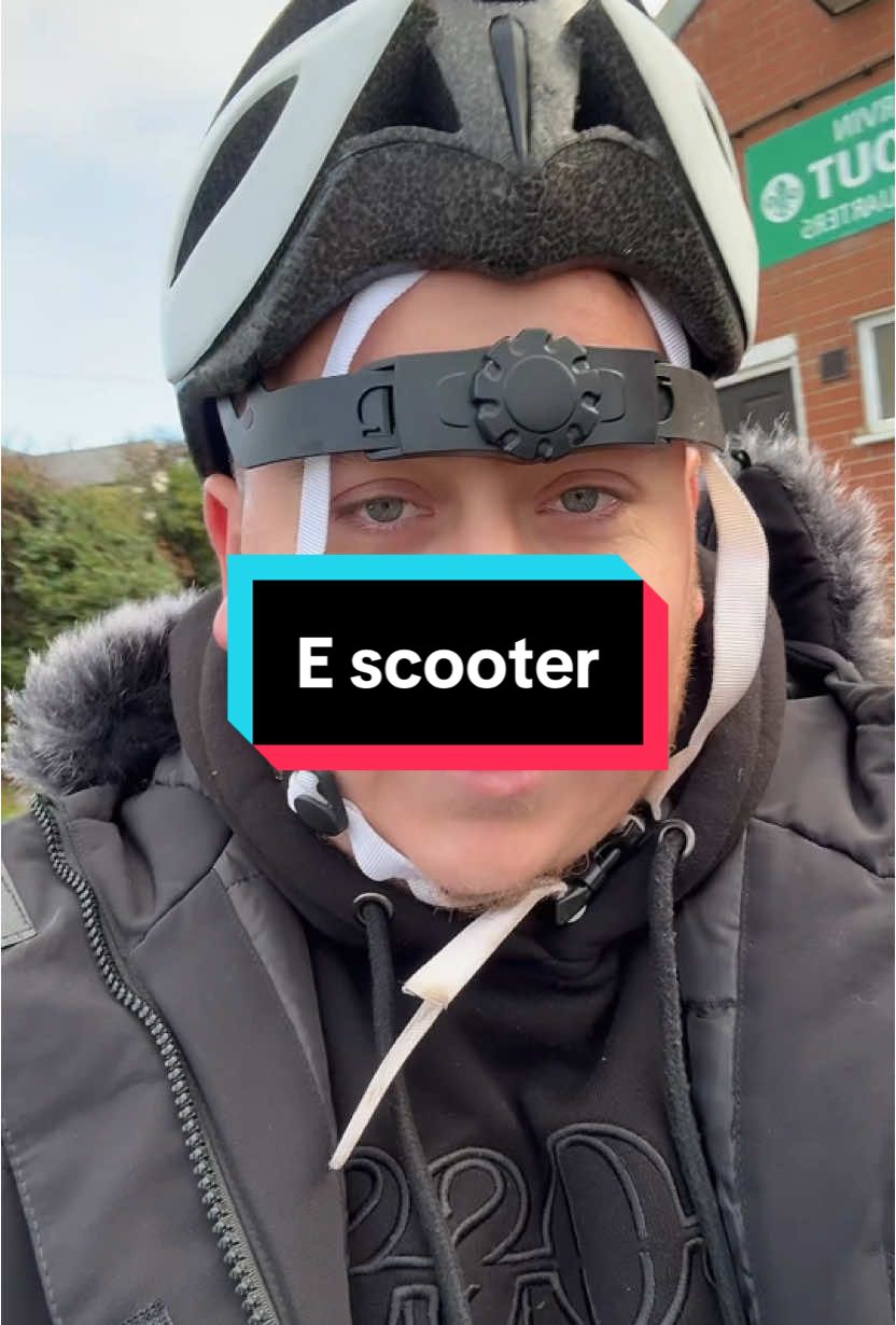 I have so much fun on my e scooter #escooter #electricscooter #scooter #tiktokmademebuyit 