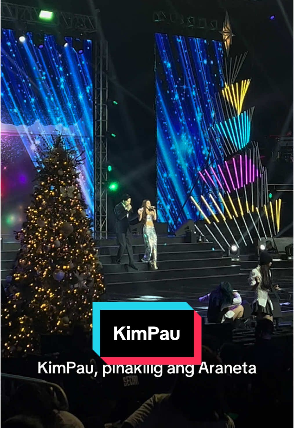 #KimPau in Araneta 🫶🏻 Pinakilig nina #KimChiu at #PauloAvelino ang buong Araneta sa kanilang duet ✨ Sama-sama po tayo sa #ShineKapamilya: The #ABSCBNChristmasSpecial2024! Catch the 2-Part Special on December 14 & 15 at 8:30 PM on Kapamilya Channel, Kapamilya Online Live, or A2Z. ❤️🎄💙 #ABSCBN #ABSCBNPR #Kapamilya #foryou #fyp 