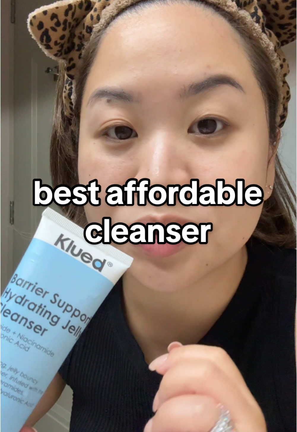 @Klued Jelly Cleanser > I've been using this for a while now and its traveled with me around the world. Such a good and affordable cleanser for my dry skin! Take note, my skin is very sensitive because of how dry it is, but this works so well on me. #klued #makeupph #beautyph #CapCut 