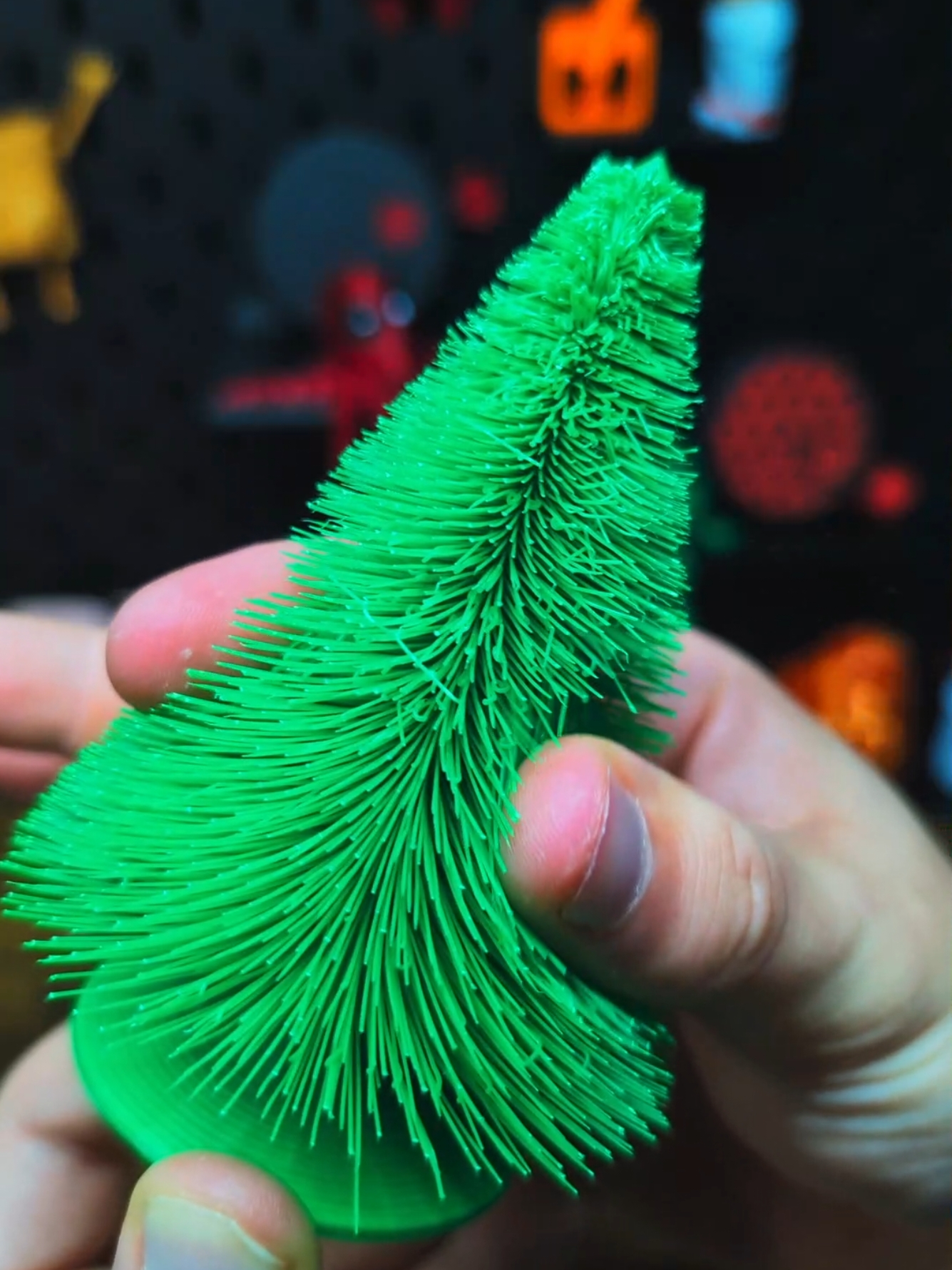 3D printed Hairy Foldable Christmas Tree Incredible design makerworld: https://makerworld.com/en/models/777638