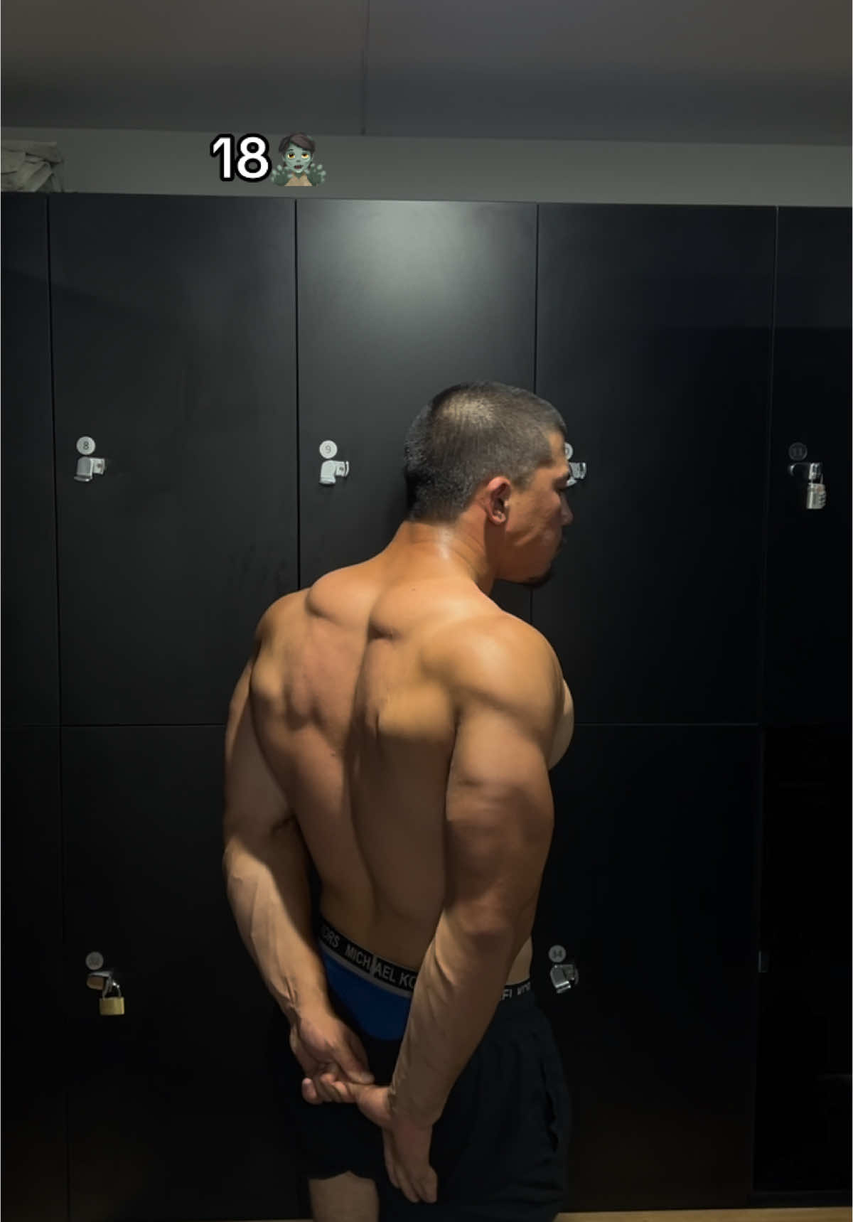Wish i had a smaller waist icl #gym #trending #teen #motivation 