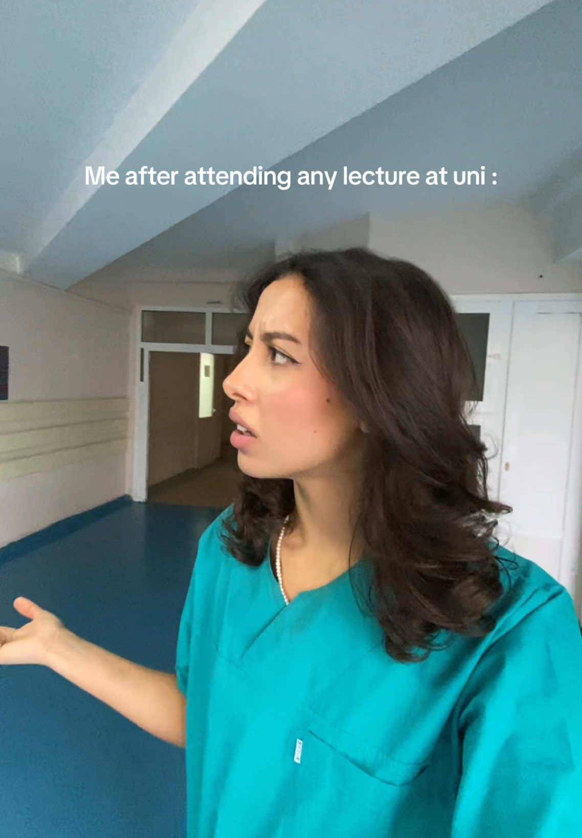 Why waste 2 hours when u can go home and nap😌 #university #unilife #medstudent #medschool #medicaltiktok #medecine #medicalhumor #medicalstudent #collage #collegelife #trendingvideo #viral_video #usmf #fyp #internationalstudent #hospital #hospitallife #medstudentlife #lectures #wasteoftime #relatable #unistudent 