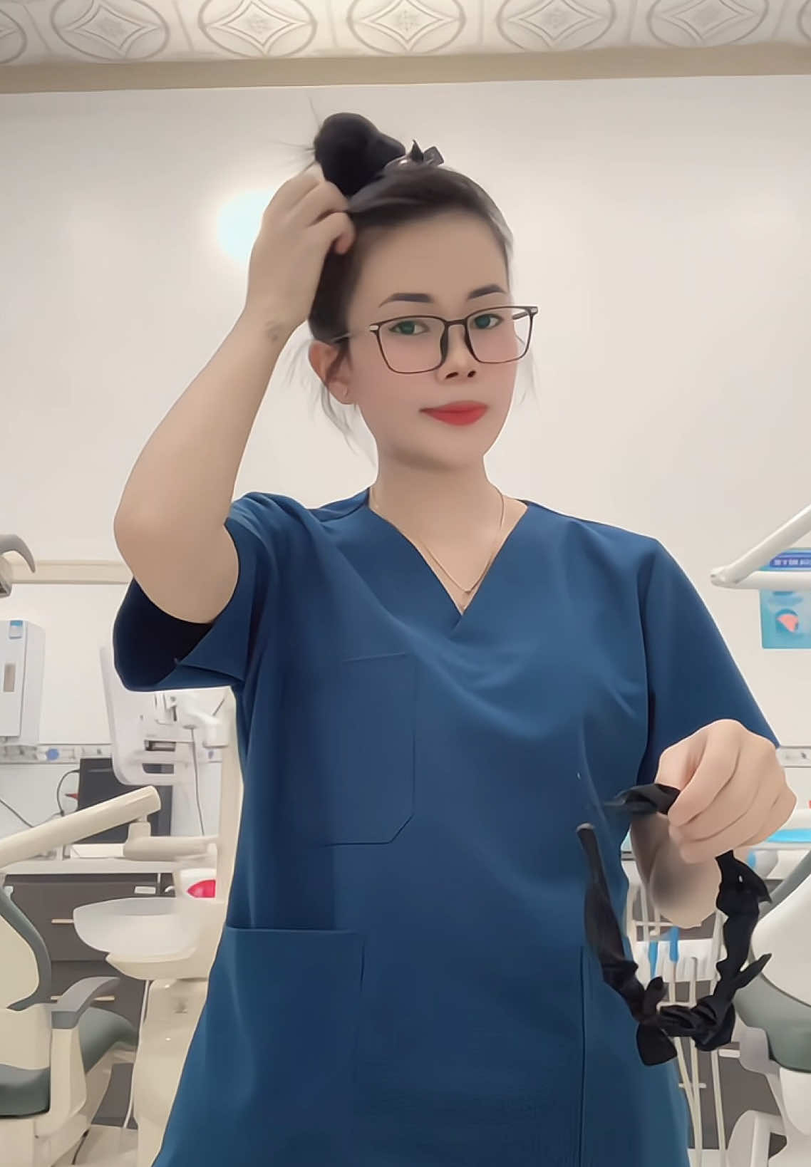 “Điều tuyệt vời nhất ở con người chính là khả năng tự chữa lành. Khó khăn, thách thức hay cái c.hết cũng không thể cản chúng ta hy vọng và tìm kiếm niềm vui” – Bram Stoker (tác giả của cuốn tiểu thuyết Dracula, 1897). 