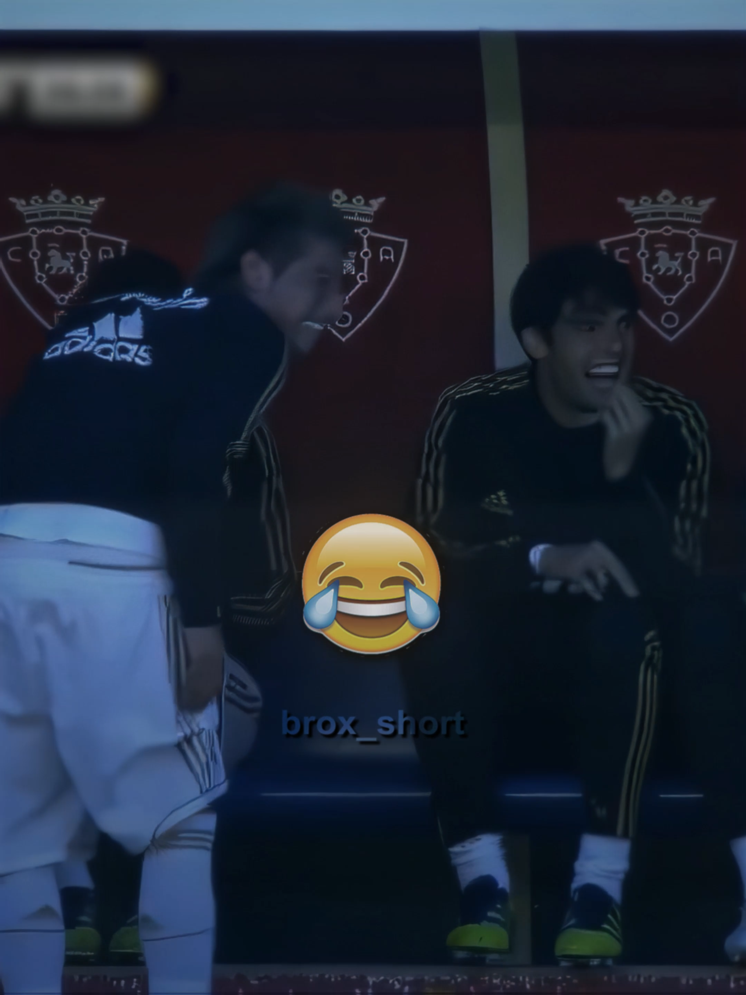 Kaka's reaction to Ronaldo 😂😈 #cristianoronaldo #ronaldo #realmadridfc #footballtiktok #soccertiktok #kaka #aftereffects #fyppp #laliga