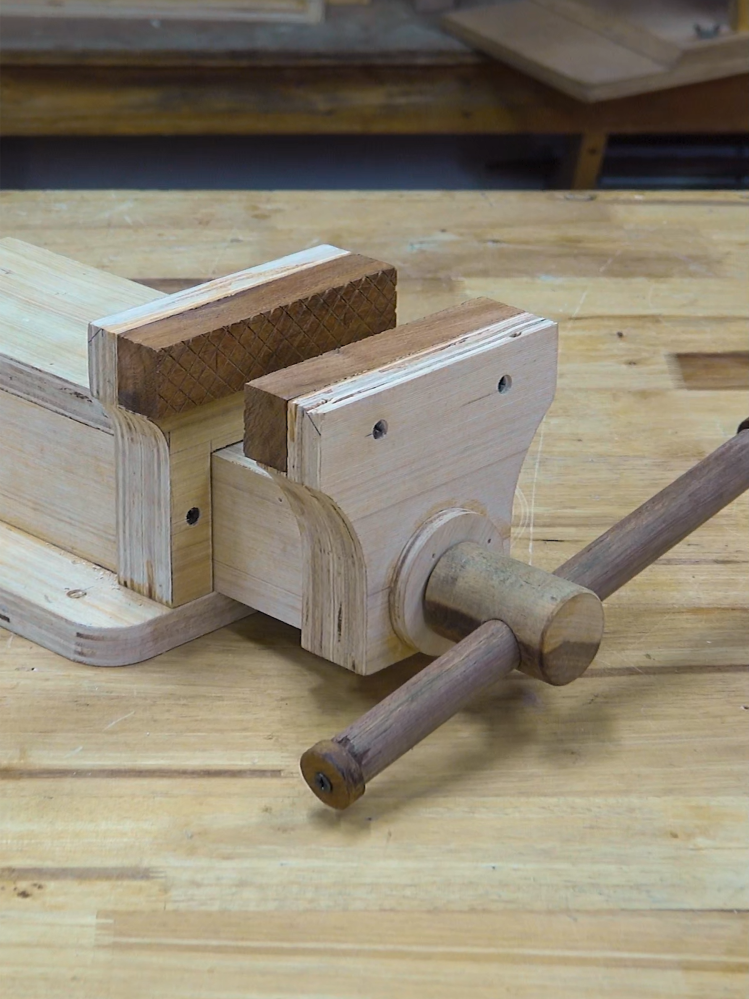 Discover the art of woodworking by creating your very own wooden vise from scratch! This project not only enhances your skills but also provides a functional tool for your workshop. Get started today and unleash your creativity! 🛠️🌲 (Part2) #Woodworking #DIYProjects #Craftsmanship