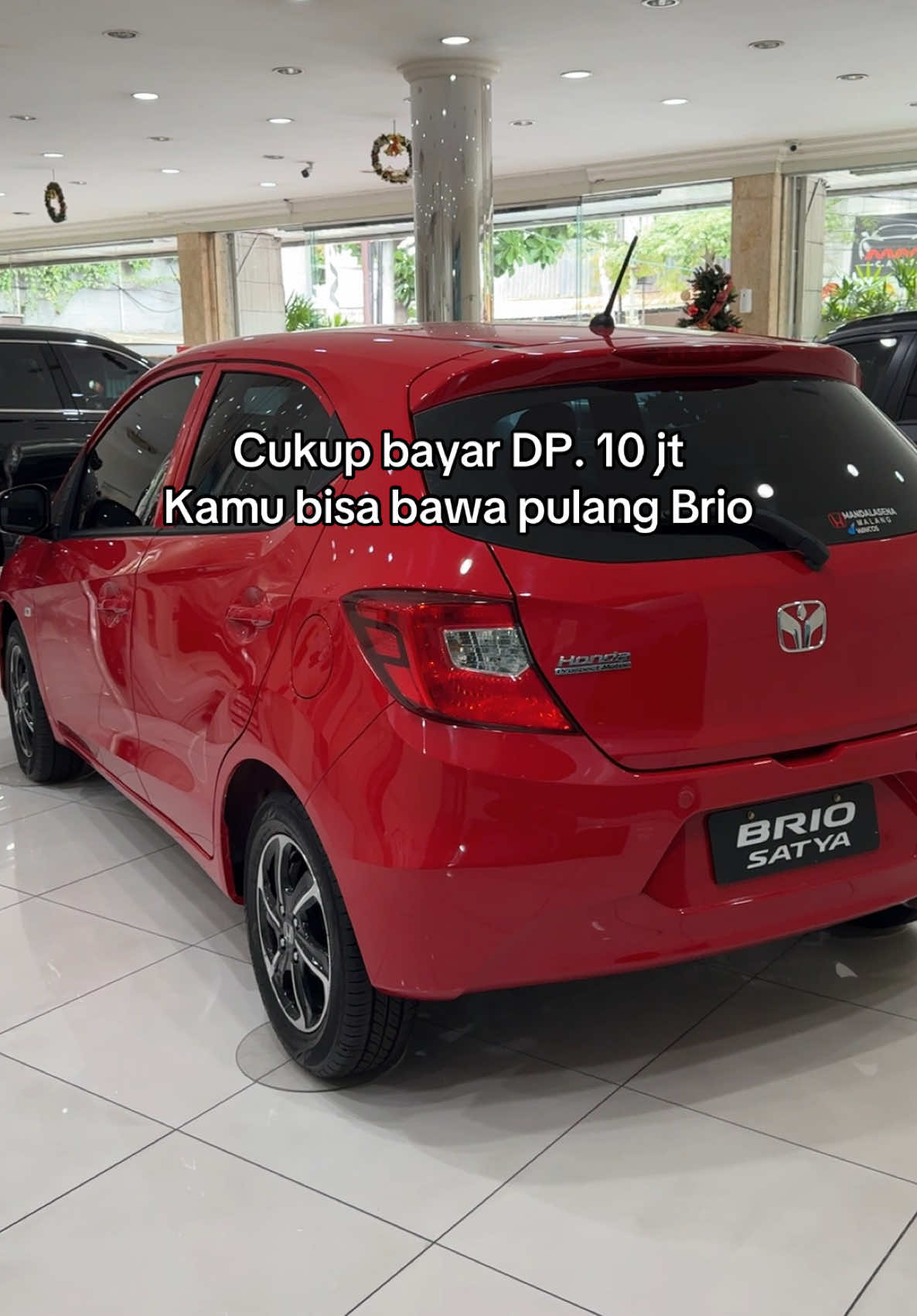 Cukup bayar DP. 10 juta, kamu bisa bawa pulang Honda Brio yg cakep ini 😍 #Malang #salesmobilhondamalang #fyp #foryoupage #4u #masukberanda #xyzbca 